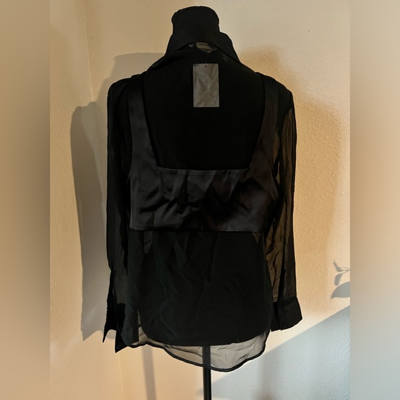 H&M Sheer top with attached crop vest - Picture 3 of 5
